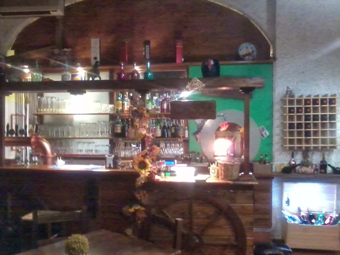 Golden Saloon · Foto 1